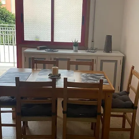 Апартаменты Apartamento Amplio Con Terraza Y Piscina